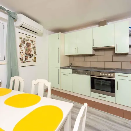 Holiday home In 34023